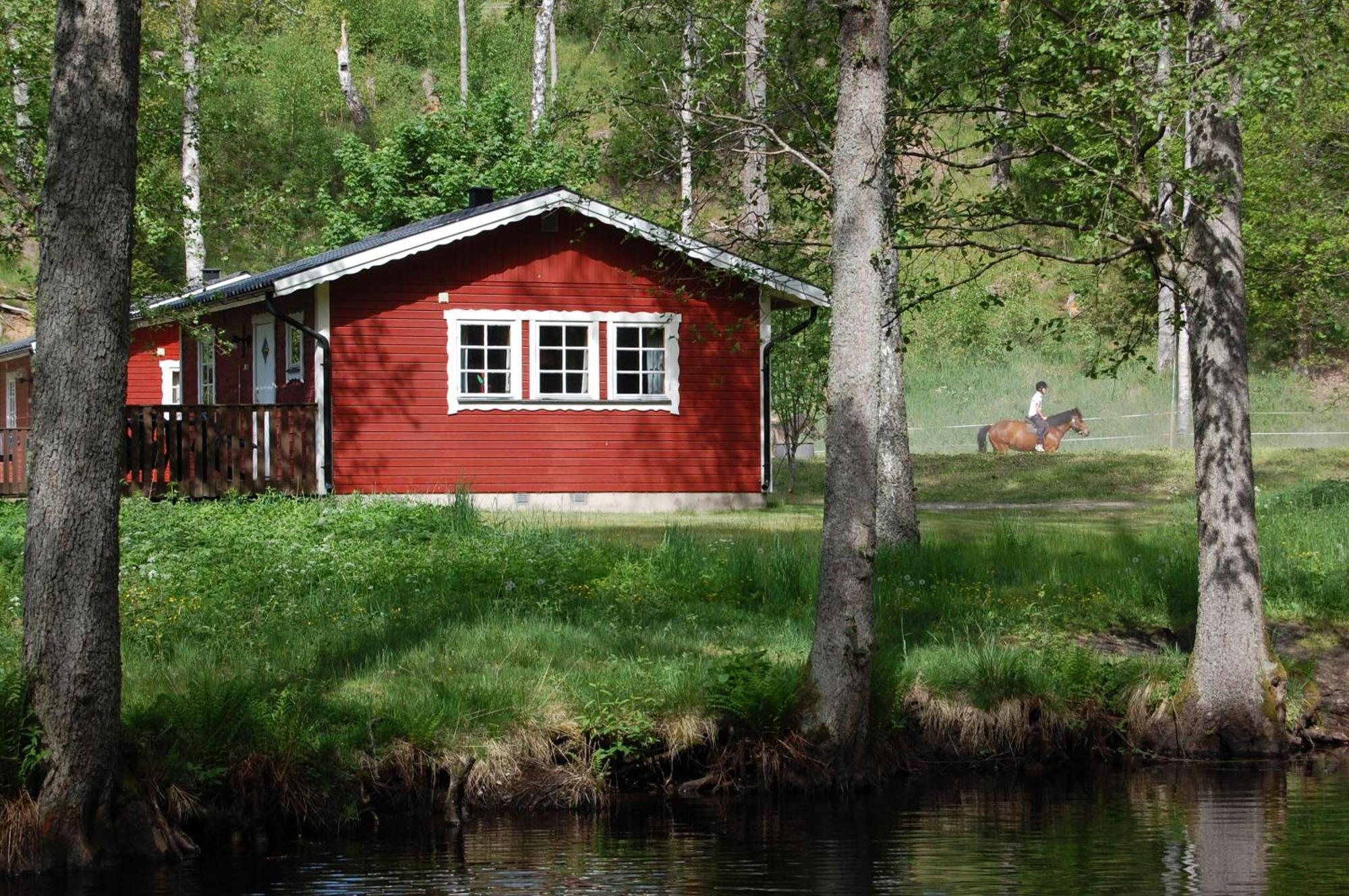 Kyrkekvarn Stugby * Sandhem